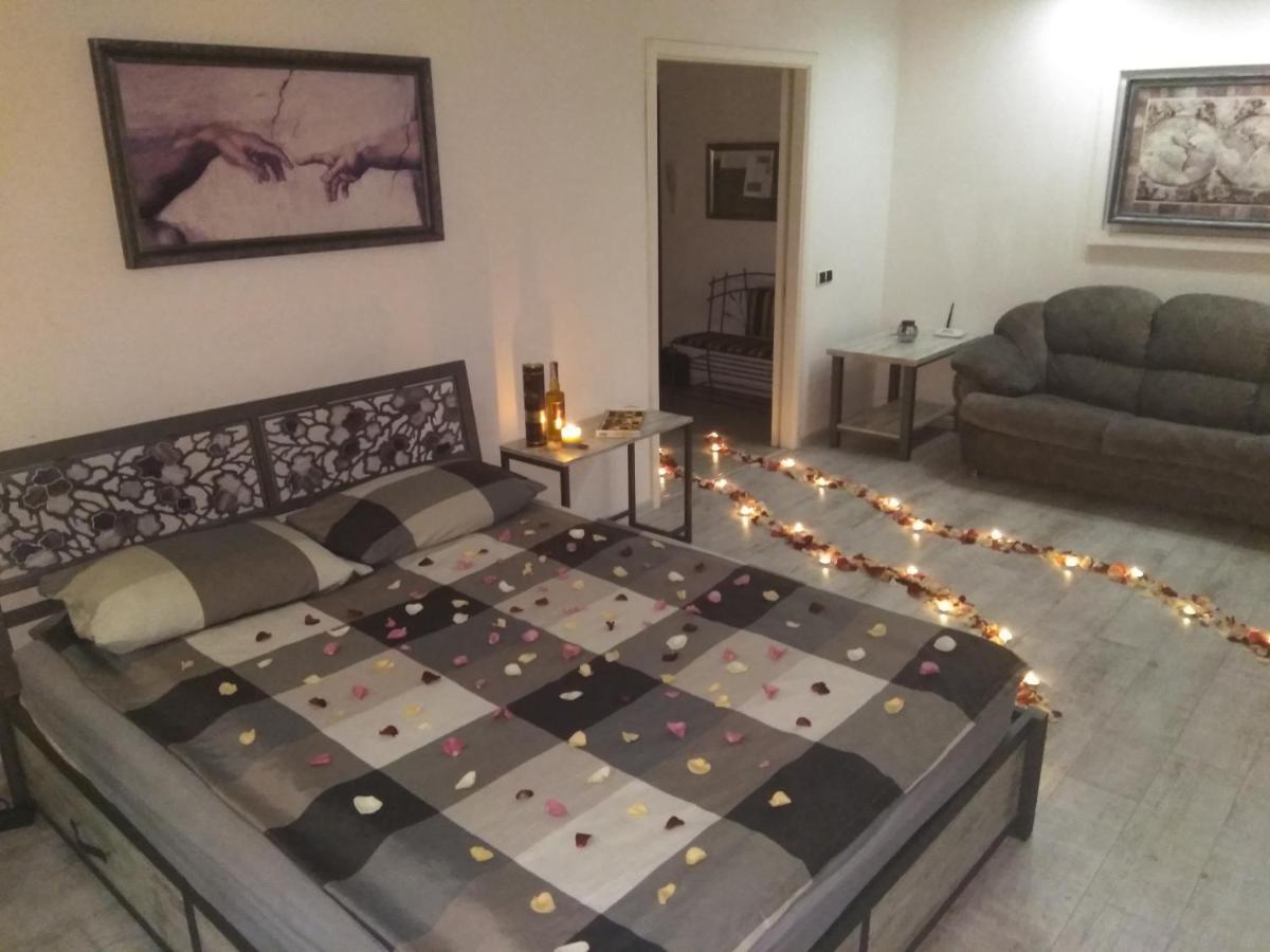 Home In Center With Jacuzzi อิวาโน-ฟรานกิฟสเก ภายนอก รูปภาพ